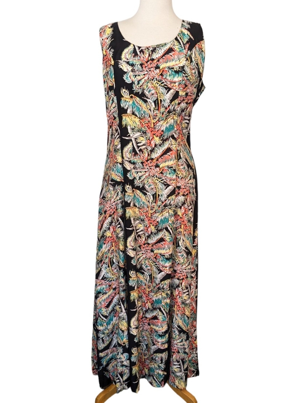 Black Tropical Print Sleeveless Maxi Dress